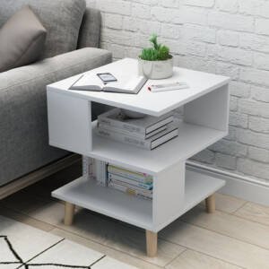 طاولة حديثة بتصميم مربع